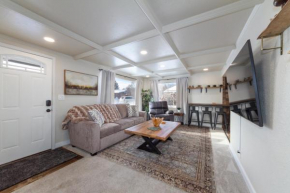 Adorable 2 BD 1 BTH Home Minutes Away from Gonzaga